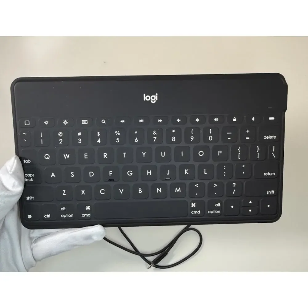 Logitech Keys-to-Go Ultra Slim Keyboard, Black, 81-08
